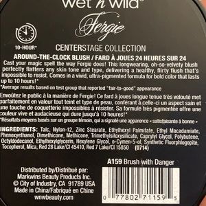 wet n wild Makeup - BNIB WET N WILD FERGIE AROUND THE CLOCK BLUSH wet n wild Makeup - BNIB WET N WILD FERGIE AROUND THE CLOCK BLUSH